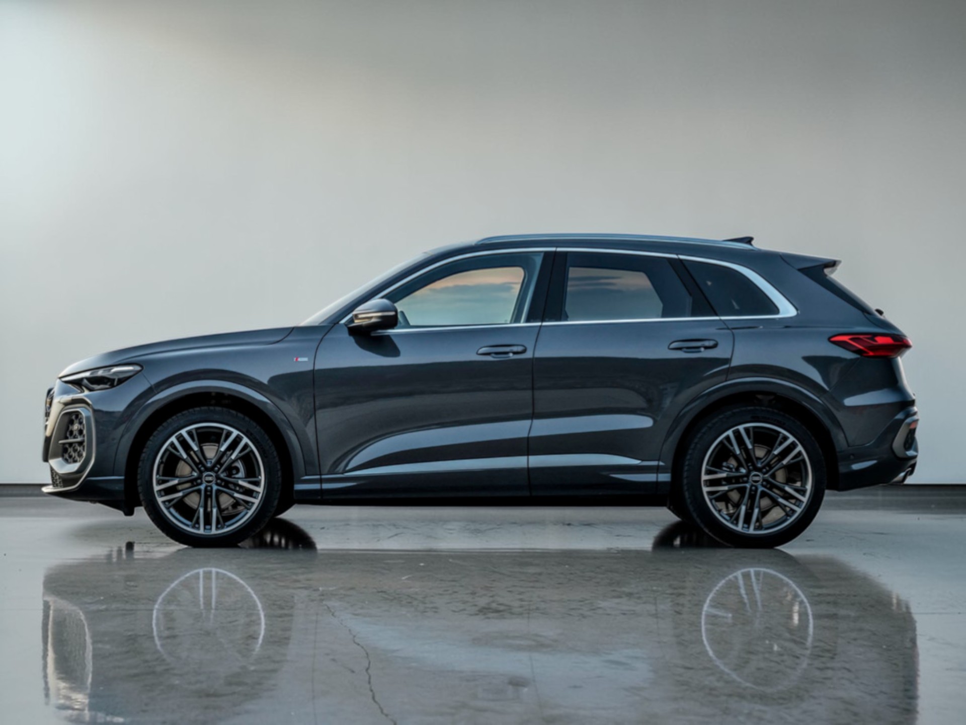 Audi Q5 — 4